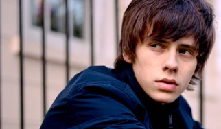 Jake Bugg: «Ο κόσμος δεν καταλαβαίνει ότι είμαι απλά ντροπαλός»