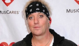 Δηλητηρίαση από το αλκοόλ η αιτία θανάτου του πρώην τραγουδιστή των Warrant, Jani Lane