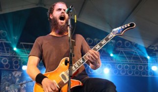 Παραλίγο να χάσει το χέρι του ο John Baizley των Baroness