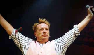 Νέο υλικό με τους Sex Pistols θέλει να ηχογραφήσει ο John Lydon