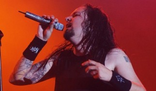 Jonathan Davis (Korn): «Δε μπορούσα να αρνηθώ το ποτό στον Dave Mustaine»