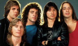 Ψευδείς οι φήμες για επιστροφή του Steve Perry στους Journey