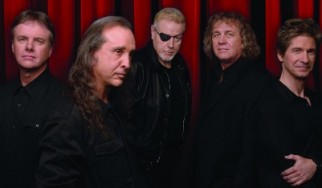 O κιθαρίστας των Kansas μιλάει για το "Dust In The Wind"