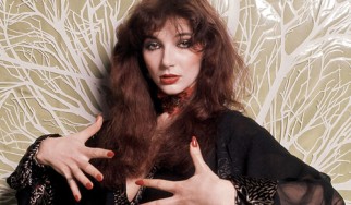 Η Kate Bush ζητάει αποχή από κινητά και tablet, 35 χρόνια μετά τις τελευταίες live εμφανίσεις της