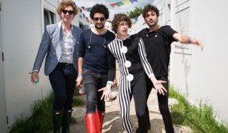 The Kooks: «Ο κόσμος έχει βαρεθεί τις κιθαριστικές μπάντες»