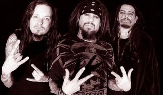 Bρίσκουν τις ρίζες τους οι Korn