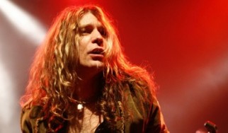 Ο Kory Clarke (Warrior Soul / Trouble) σε ένα ηλεκτροακουστικό show στην Αθήνα, με ελεύθερη είσοδο
