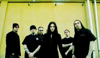 Υψηλότατες πωλήσεις από τους Lacuna Coil