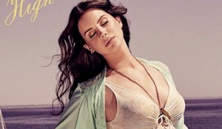 H Lana Del Rey θέλει να «φτιαχτεί στην παραλία»