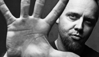 Αγωγή κατά του Lars Ulrich για απλήρωτες υπερωρίες
