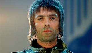 Ο Liam Gallagher λέει «fuck you» στους οπαδούς των Oasis που μποϋκοτάρουν τους Beady Eye