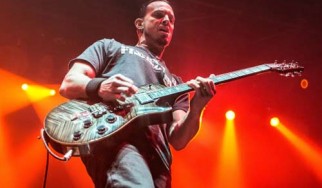 Καινούργια προσωπική δουλειά ετοιμάζει ο Mark Tremonti