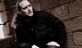 Πέθανε σε ηλικία 38 ετών ο ντράμερ των Bolt Thrower