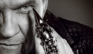 Ο Meat Loaf επιτίθεται σε Αυστραλιανούς διοργανωτές αγώνων Football