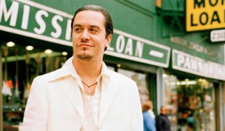 Ο Mike Patton αποδίδει φόρο τιμής στον Δάντη Αλιγκέρι