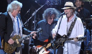 Καινούριος δίσκος από τον Neil Young και τους Crazy Horse μέσα στον Οκτώβριο