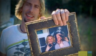 To College Humor διακωμωδεί το Instagram μέσα από το "Photograph" των Nickelback