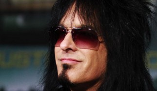 «Καρφί» του Nikki Sixx προς τον frontman των Godsmack
