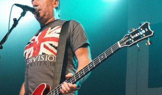 Γεύση New Order στις επερχόμενες εμφανίσεις του Peter Hook στη χώρα μας