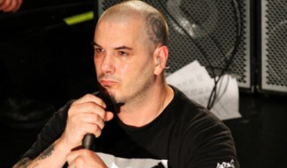 Οι Down αποκαλύπτουν το "The Misfortune Teller"