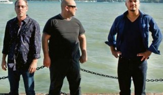 Νέο album από τους Pixies