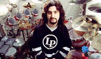 O Mike Portnoy στο νέο δίσκο των Avenged Sevenfold