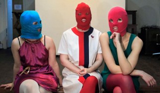 Ο Vladimir Putin επιβεβαιώνει την απελευθέρωση δύο μελών των Pussy Riot