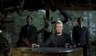 Εντυπωσιακό interactive video clip των Queens Of The Stone Age σας καλεί να περιπλανηθείτε σε τρομαχτική έπαυλη