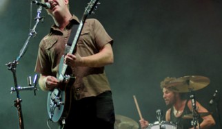 Δείτε τους Queens Of The Stone Age να παίζουν δύο κομμάτια από τον νέο τους δίσκο στην εκπομπή του Jimmy Kimmel