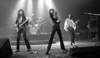 Το trailer του DVD "Live At The Rainbow '74" των Queen