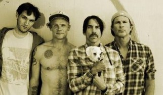 Red Hot Chili Peppers: Ακούστε το εναρκτήριο κομμάτι του νέου τους δίσκου 