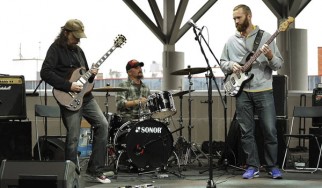 Οι Ρώσοι instrumental heavy rockers The Re-Stoned στην Ελλάδα για τρεις συναυλίες