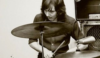 Απεβίωσε ο αυθεντικός drummer των Caravan, Richard Coughlan