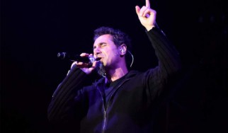 «Είμαστε ακόμα εδώ, είμαστε ακόμα ζωντανοί»