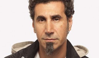 Serj Tankian: «Ο κόσμος στις Η.Π.Α. δεν διαβάζει, γι' αυτό εξέλεξε τον George Bush»