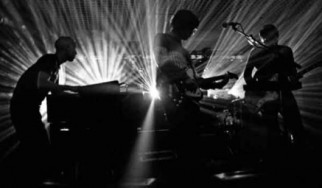 Ακούστε το "Always Forgetting With You" των Spiritualized με ήχους πραγματικού διαστημοπλοίου