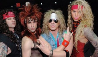 Χριστουγεννιάτικοι Steel Panther