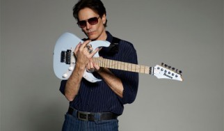 Συνεργασία και του Steve Vai με την MATIvision