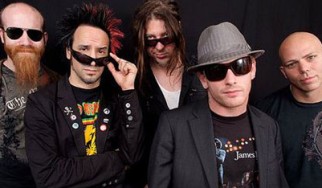 Πλάνα των Stone Sour από το στούντιο