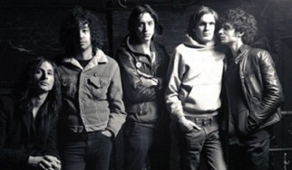 Studio update από τους Strokes