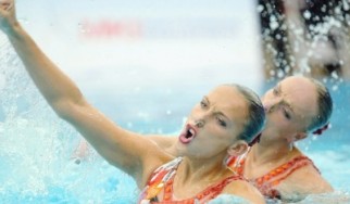 Οι Metallica βούτηξαν στα νερά και της συγχρονισμένης κολύμβησης