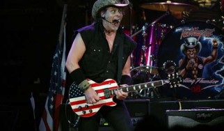 Επιστρέφει με νέο δίσκο και περιοδεία ο Ted Nugent