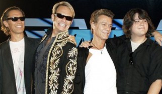 Με παραγωγό τον βραβευμένο John Shanks δουλεύουν οι Van Halen