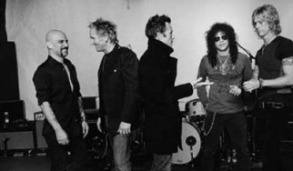 Μέσα στη βδομάδα ο «εκλεκτός» των Velvet Revolver;