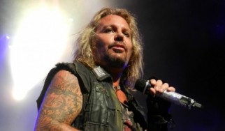 Ένοχος στις κατηγορίες βίαιης συμπεριφοράς ο Vince Neil