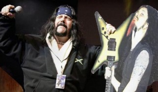 Vinnie Paul Abbott (Pantera): «Είναι γαϊδουριά και μόνο η σκέψη επανένωσης των Pantera»