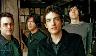 Επαναδραστηριοποιούνται οι Wallflowers