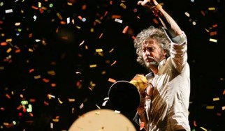 Φάρσα το νέο album των Flaming Lips που ακούγεται ταυτόχρονα με το "Dark Side Of Τhe Moon"