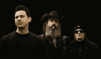 Αναβάλλεται η συναυλία των Year Long Disaster στην Αθήνα