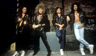 Τετραπλό CD για τους Y&T με όλα τα album της περιόδου 1981-'85 και ακυκλοφόρητο υλικό